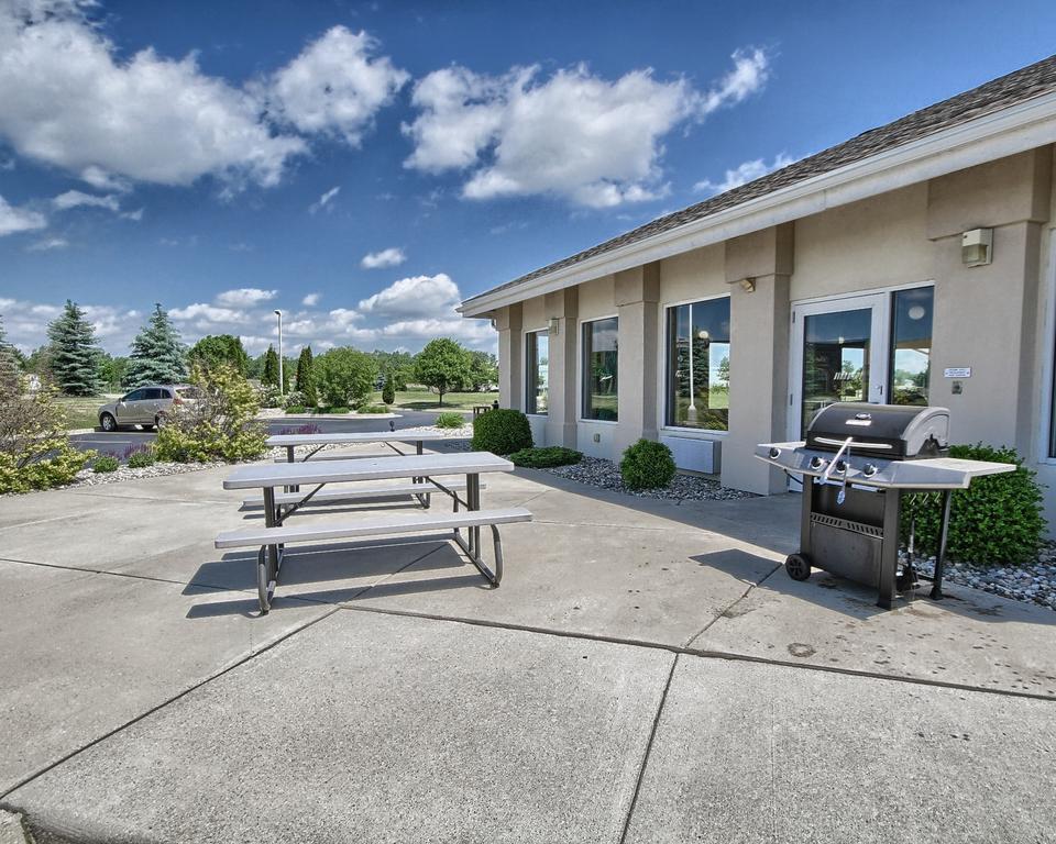 Comfort Inn & Suites Dimondale - Lansing Zewnętrze zdjęcie